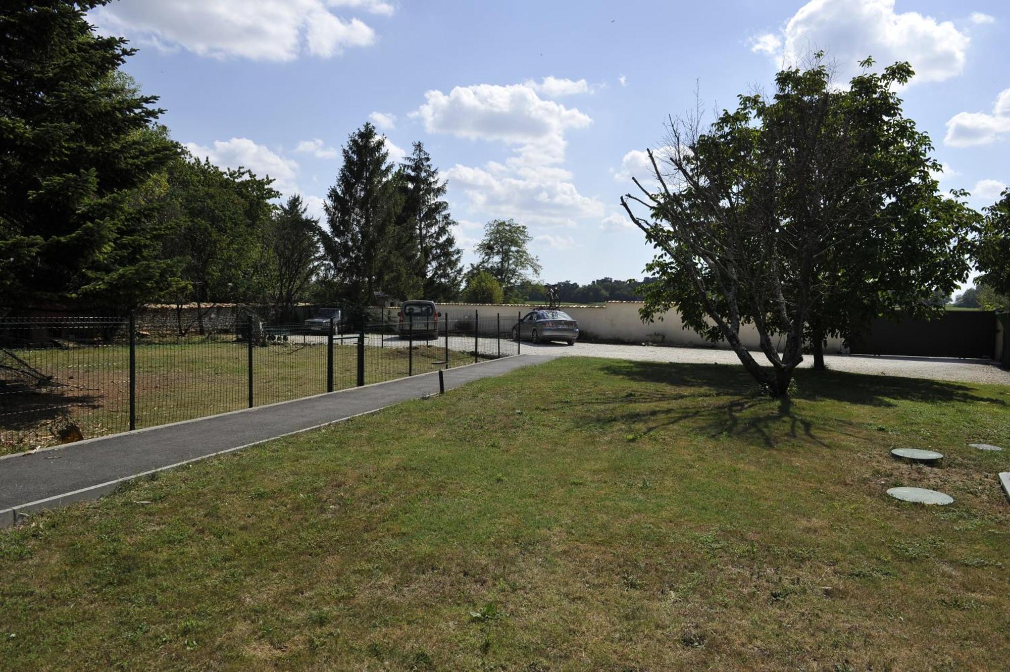 Jardin D'Arcy - Chambres D'Hotes Avec Piscine Et Spa Bois Exteriér fotografie