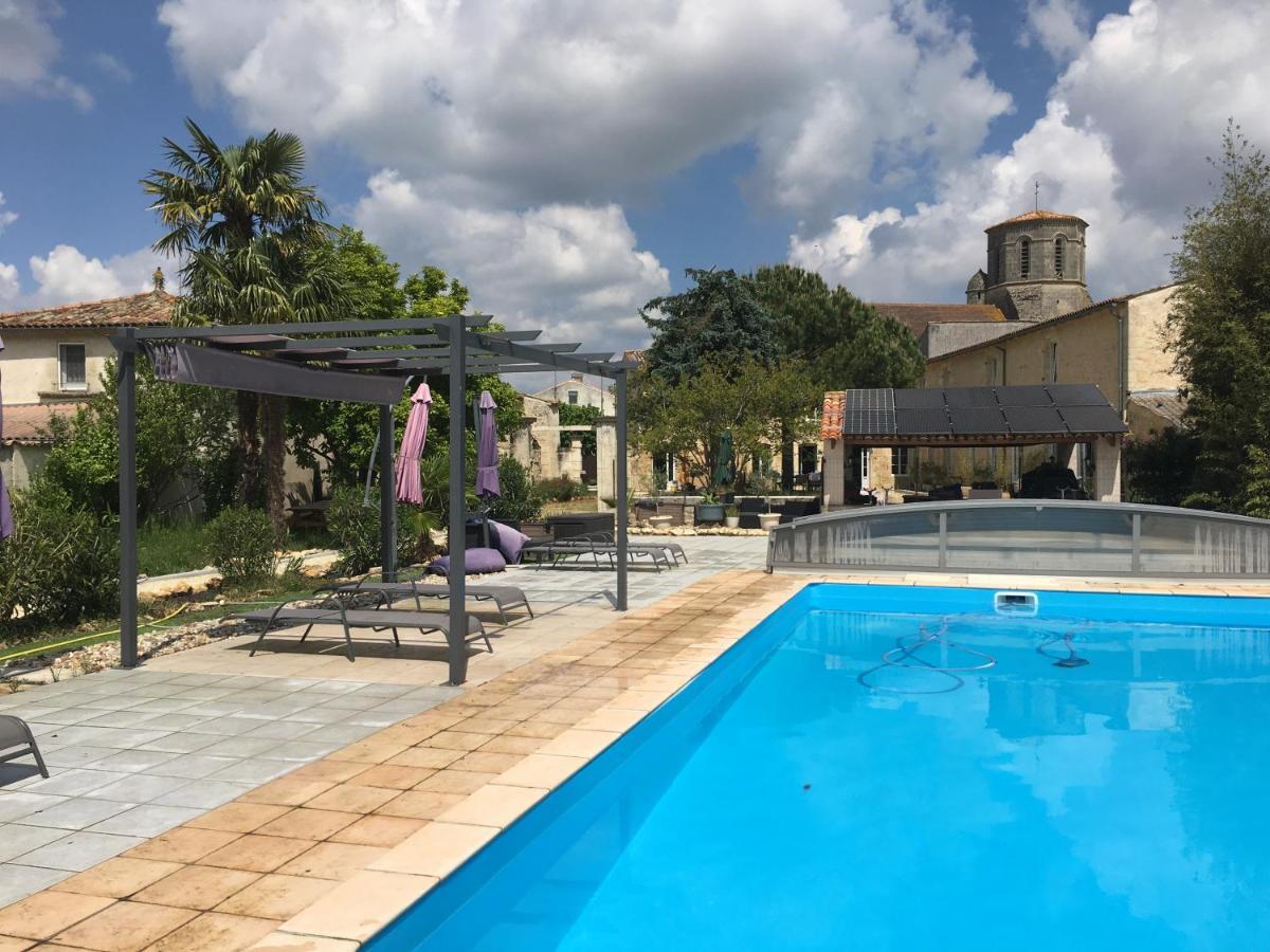 Jardin D'Arcy - Chambres D'Hotes Avec Piscine Et Spa Bois Exteriér fotografie